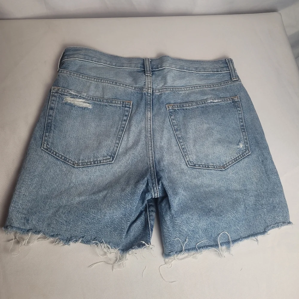 GAP Denim Buttonfly Midrise Boyfriend Frayed Hem Shorts Size 27/4R